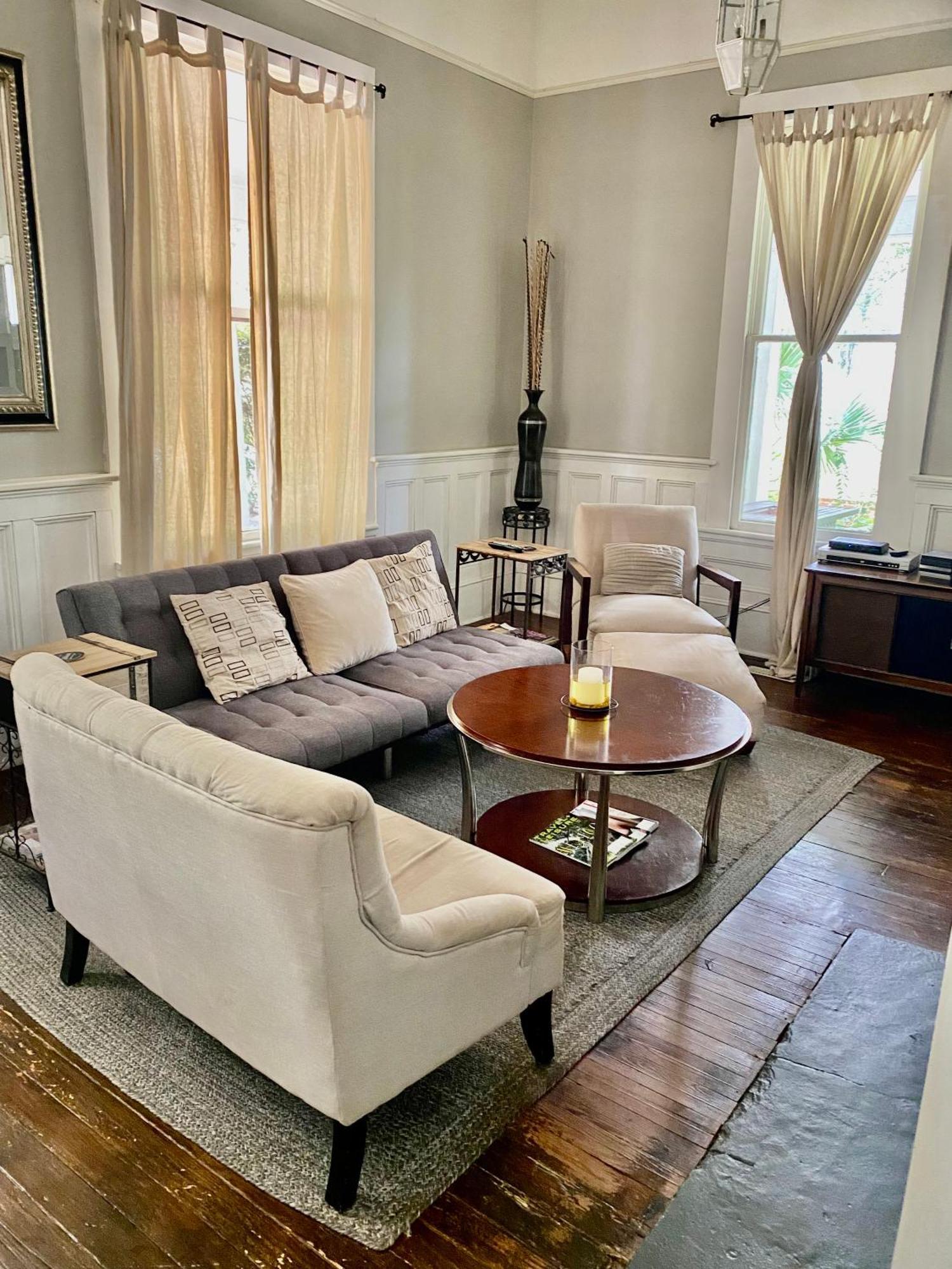 Classic/Modern Downtown Home Βαλντόστα Εξωτερικό φωτογραφία